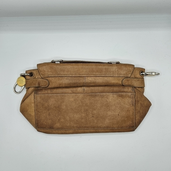 Ted Baker leather twist closer - Picture 3 of 10